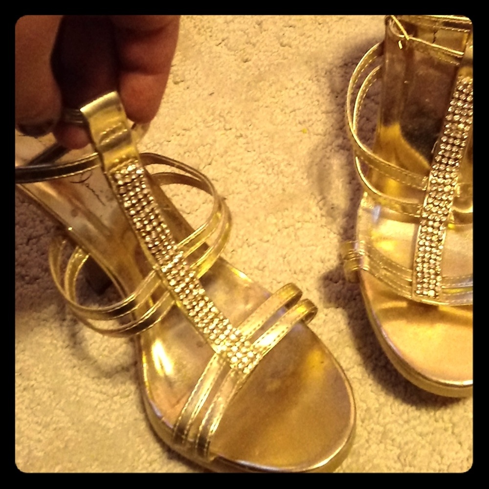 GORGOUS HEELS